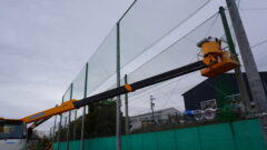 防球ネットと建柱工事